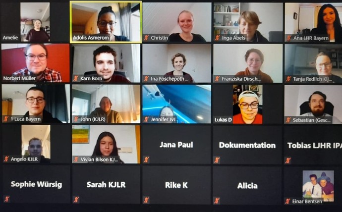 Screenshot von einer Zoomkonferenz